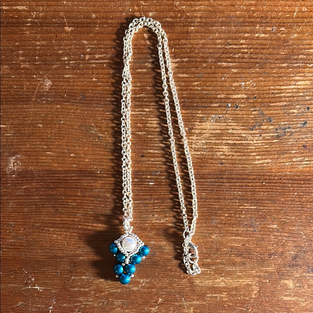 Luxurious Pearl silver necklace